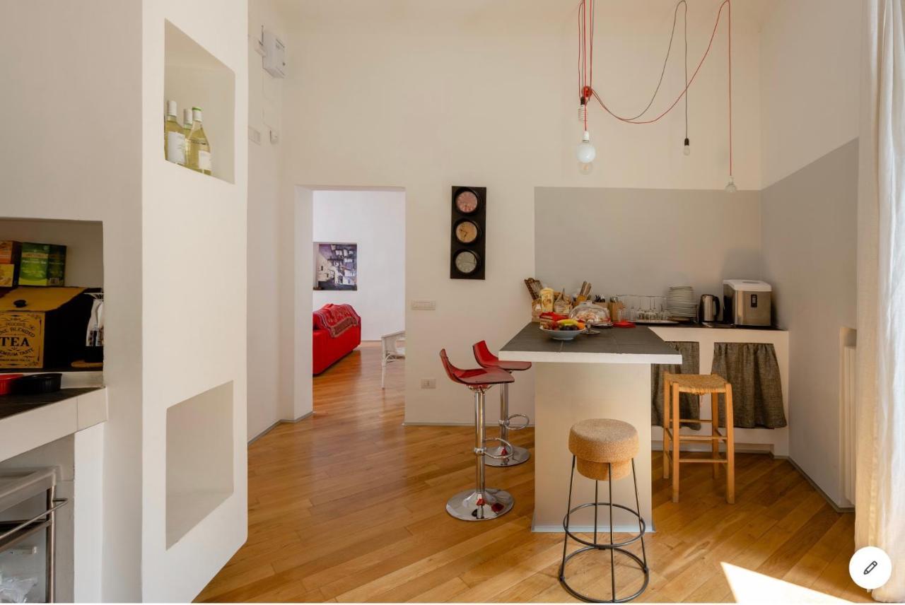 Bijoux Luxury Apartment In Old Town Bari Luaran gambar