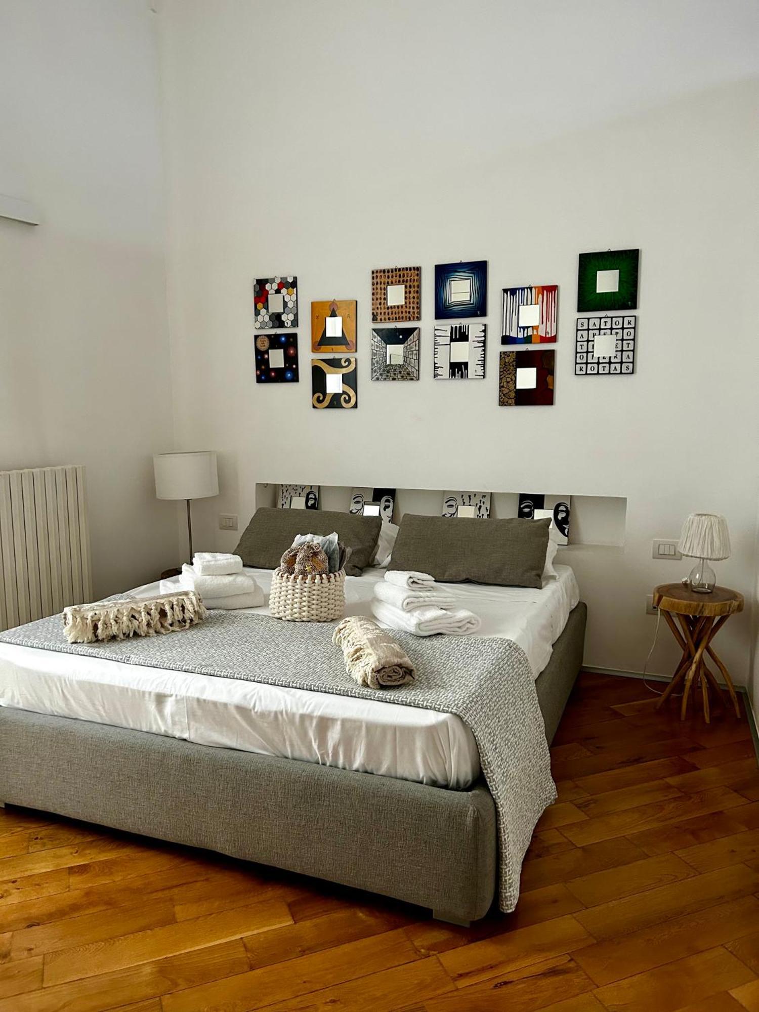 Bijoux Luxury Apartment In Old Town Bari Luaran gambar